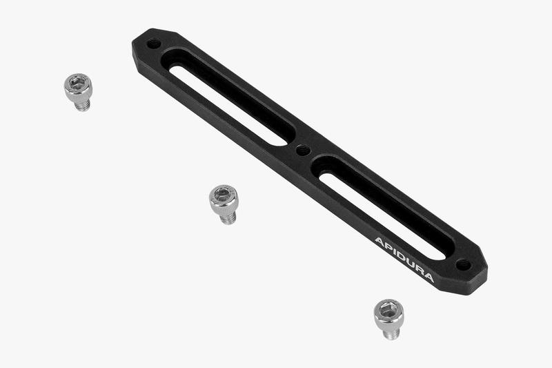 Apidura Bottle Cage Adapter, Black
