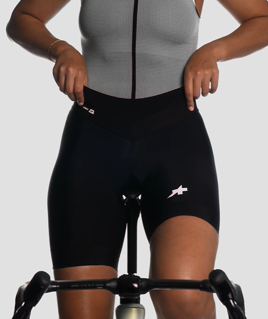 ASSOS UMA GT HALF SHORTS S11 - Black Series