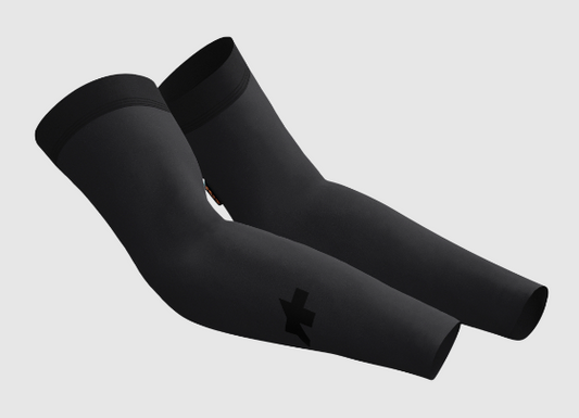 ASSOS R WINTER ARM WARMERS P1 - Blackseries